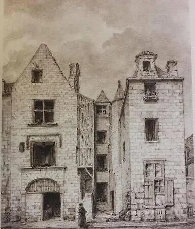 Apartment De Caractere Au Coeur Du Vieux Tours