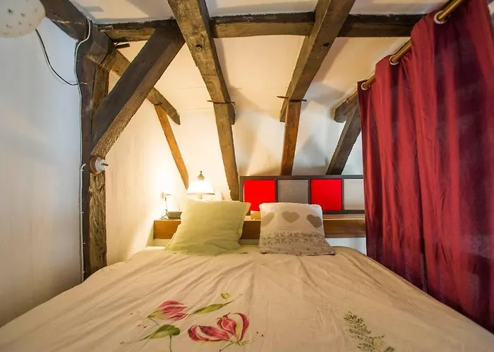 Appartement De Caractere Au Coeur Du Vieux